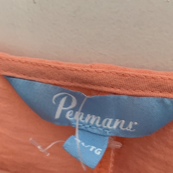 NEW NEVER WORN Beautiful peach / light coral flowy v-neck blouse - Picture 5 of 7